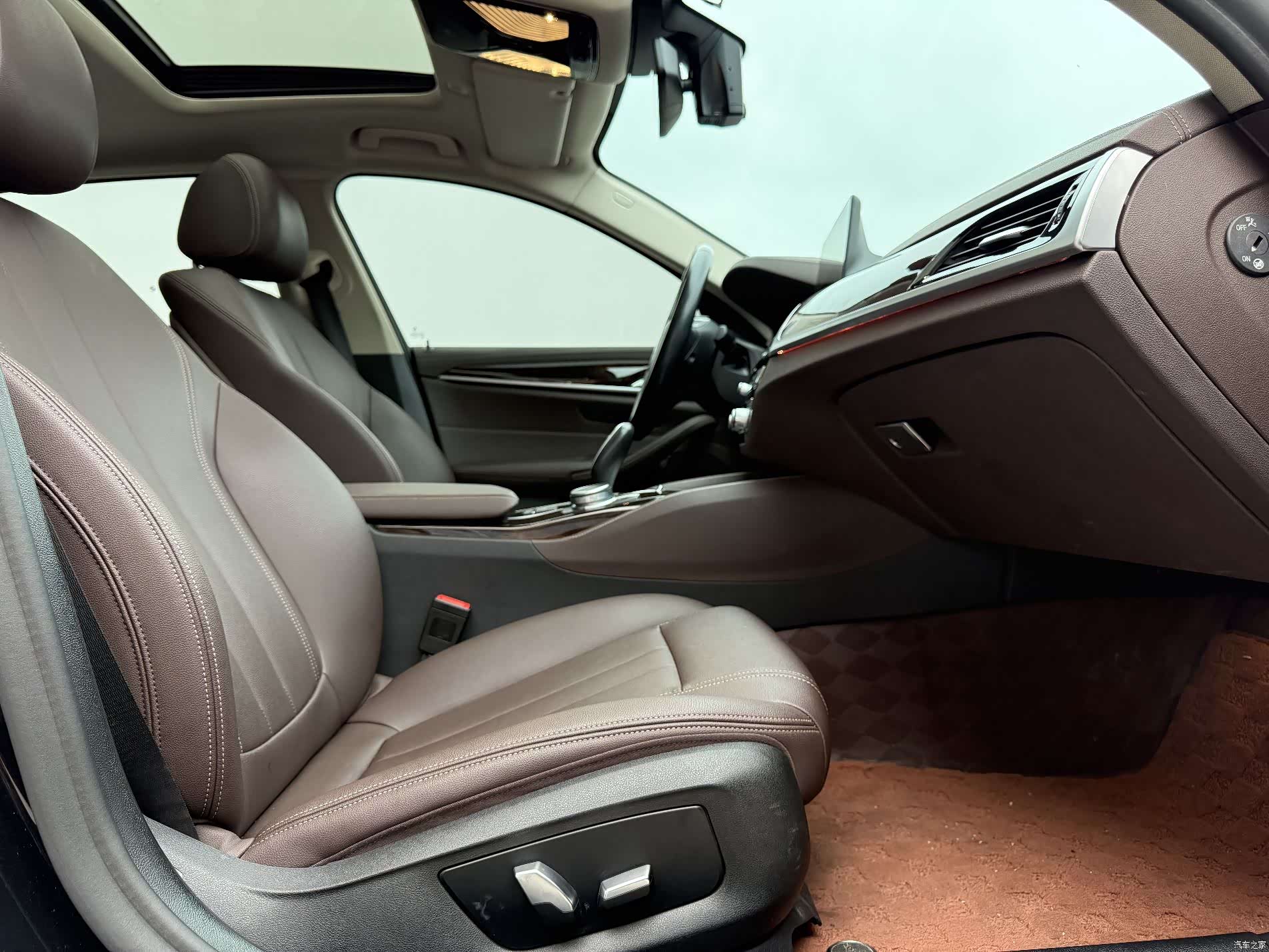 BMW 5 Series, 2020 13