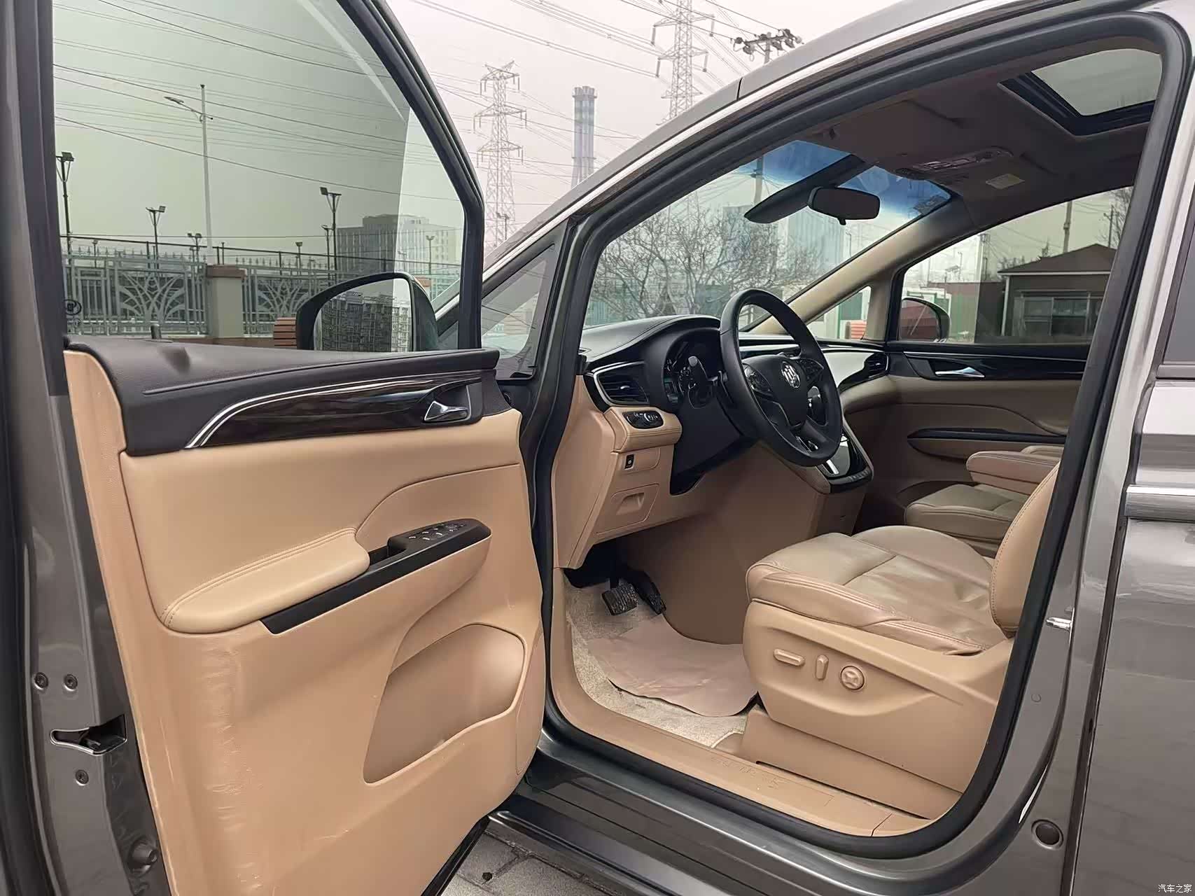 Buick GL8, 2017 12