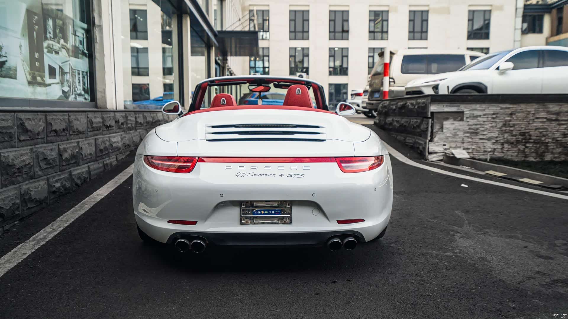Porsche 911, 2016 8