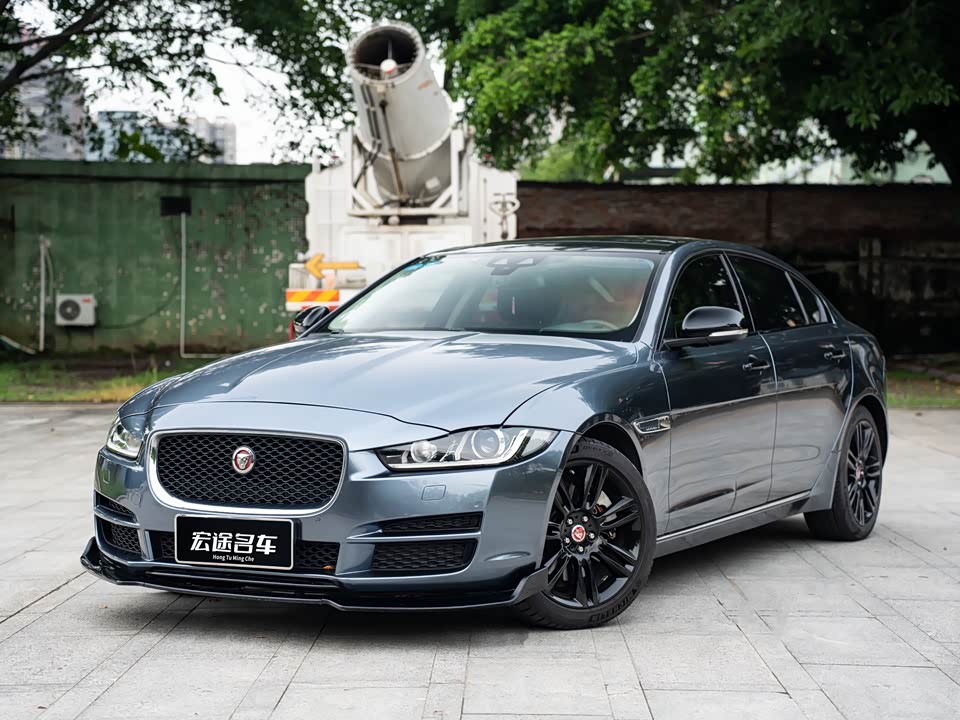 Jaguar XEL Jaguar XEL