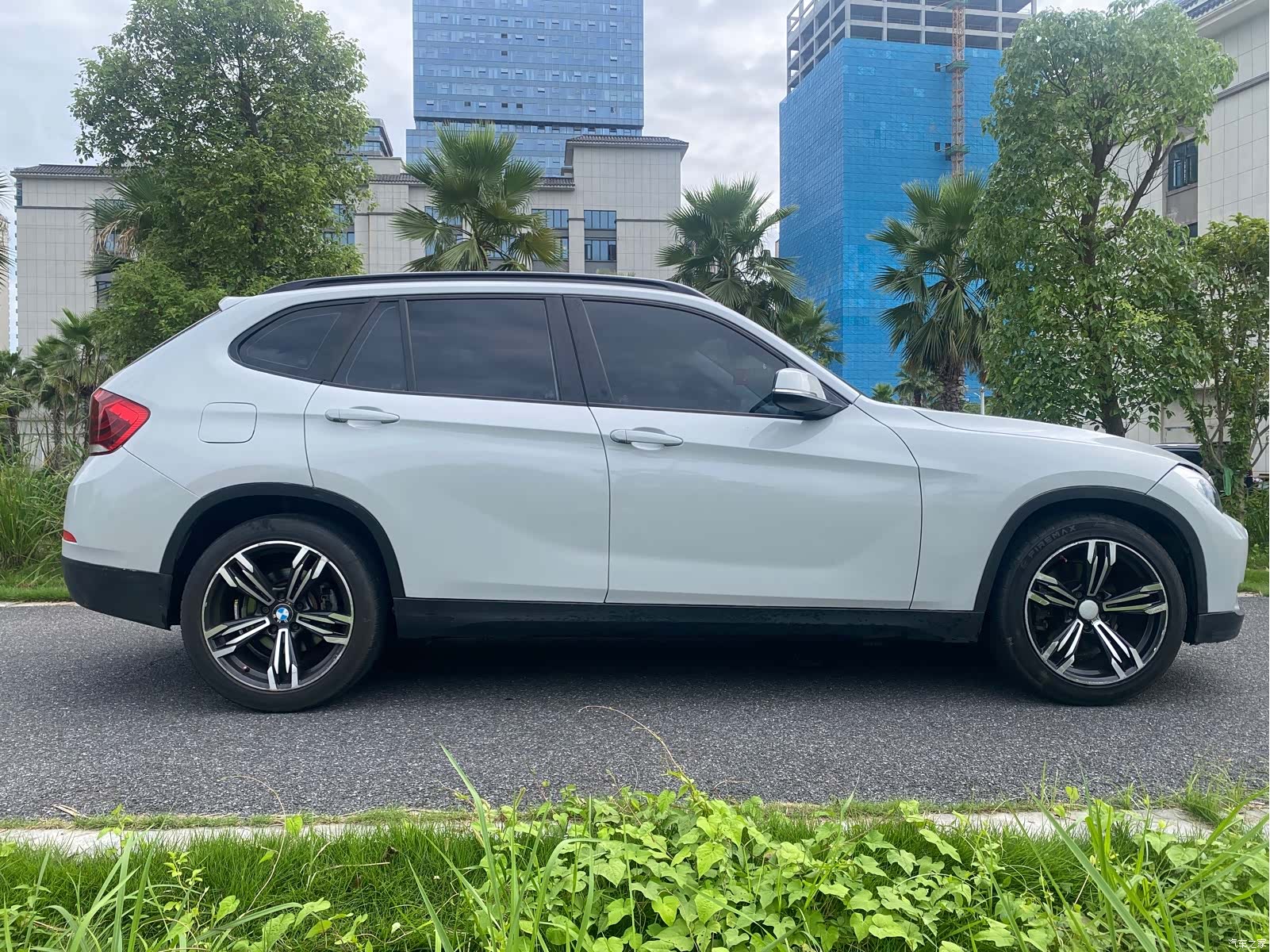 BMW X1, 2013 все фото