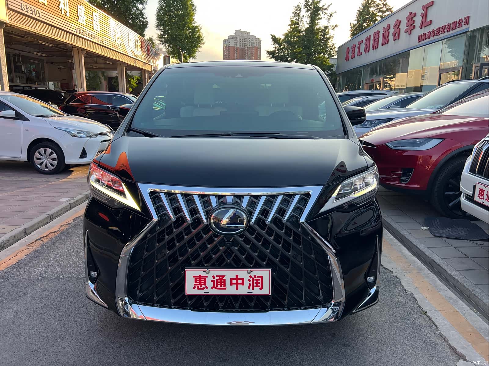 Lexus LM, 2021 2