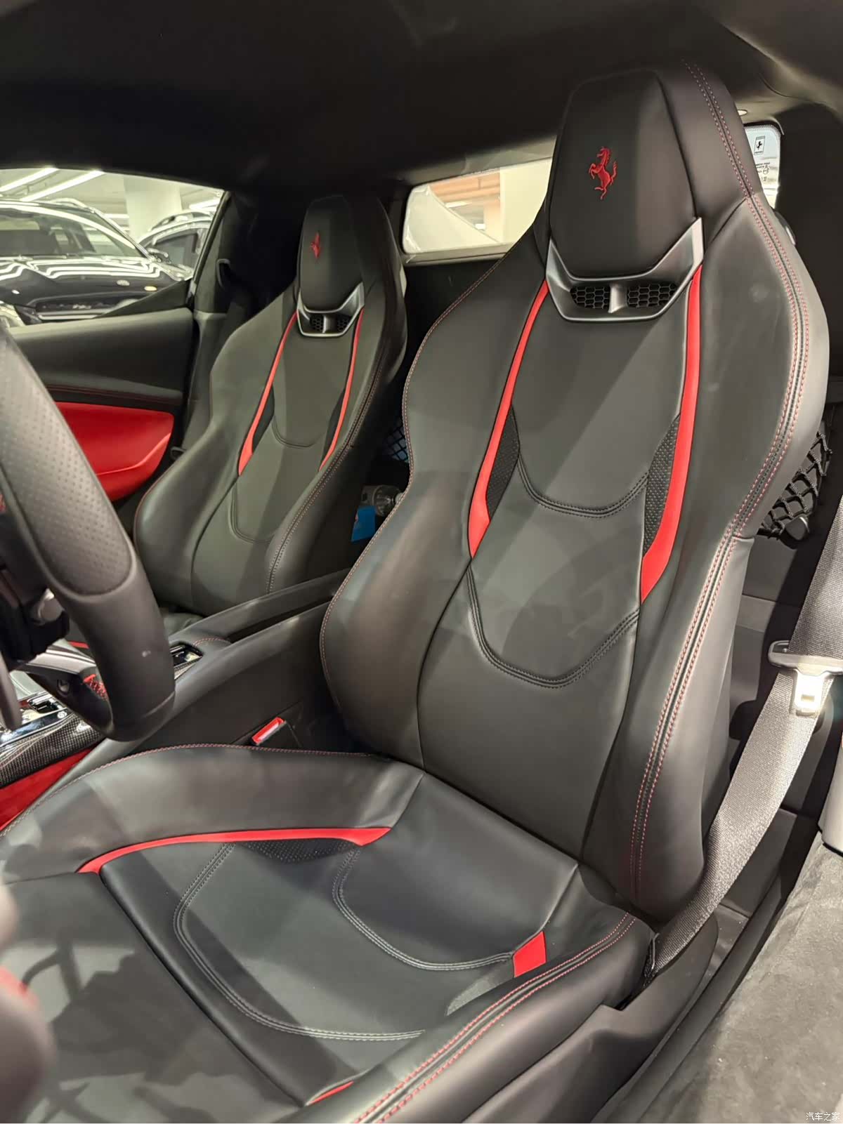 Ferrari 296, 2023 10