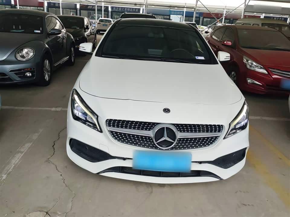 Mercedes-Benz CLA
