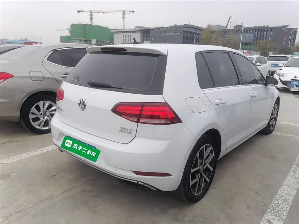 Volkswagen golf
