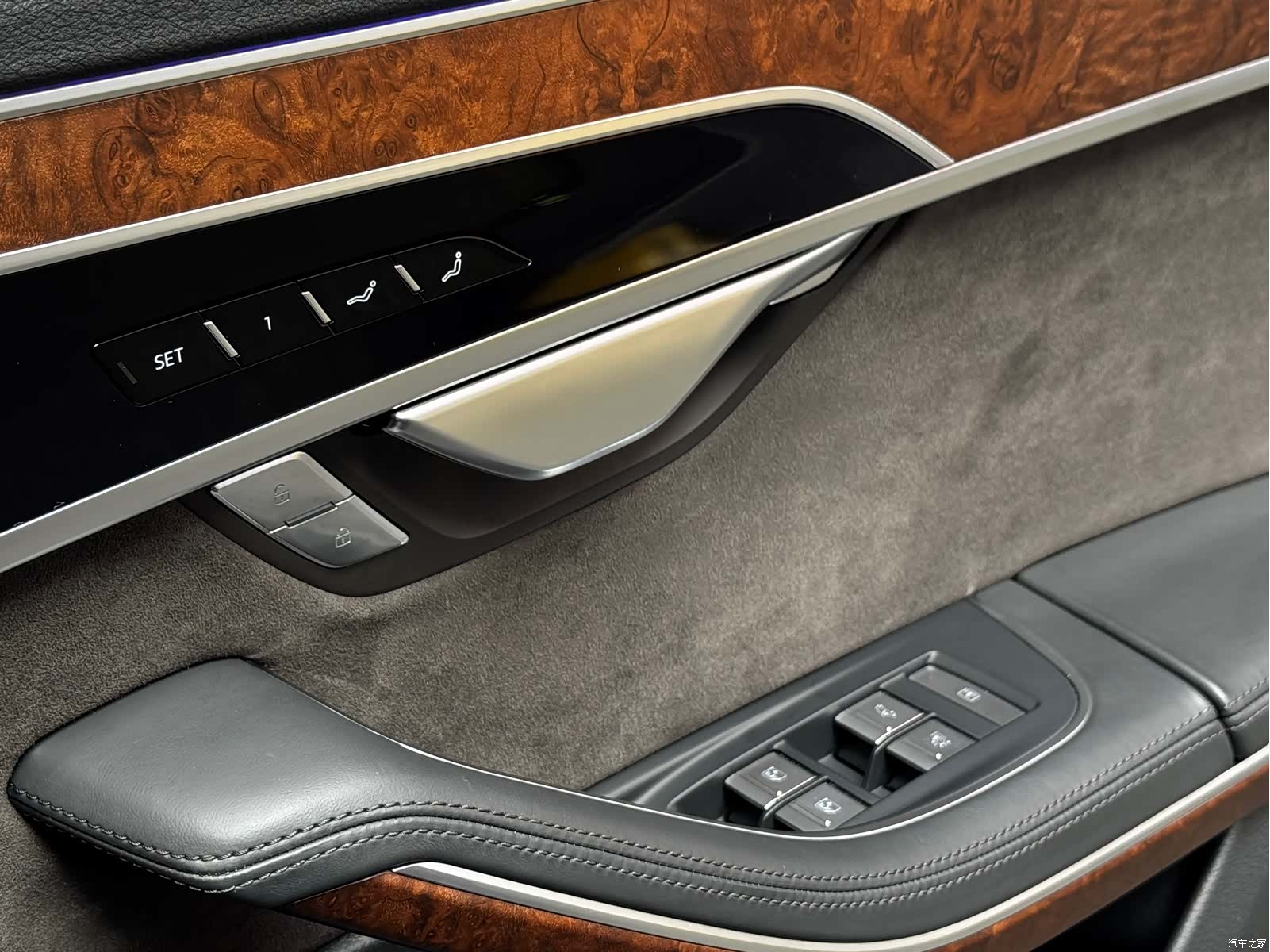Audi A8L, 2021 21