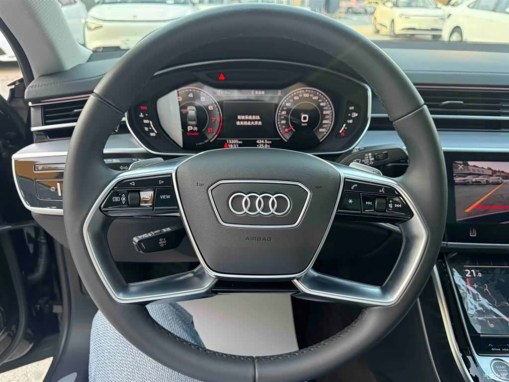 Audi A8L, 2025 23