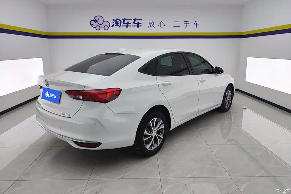 Buick Verano, 2025 3