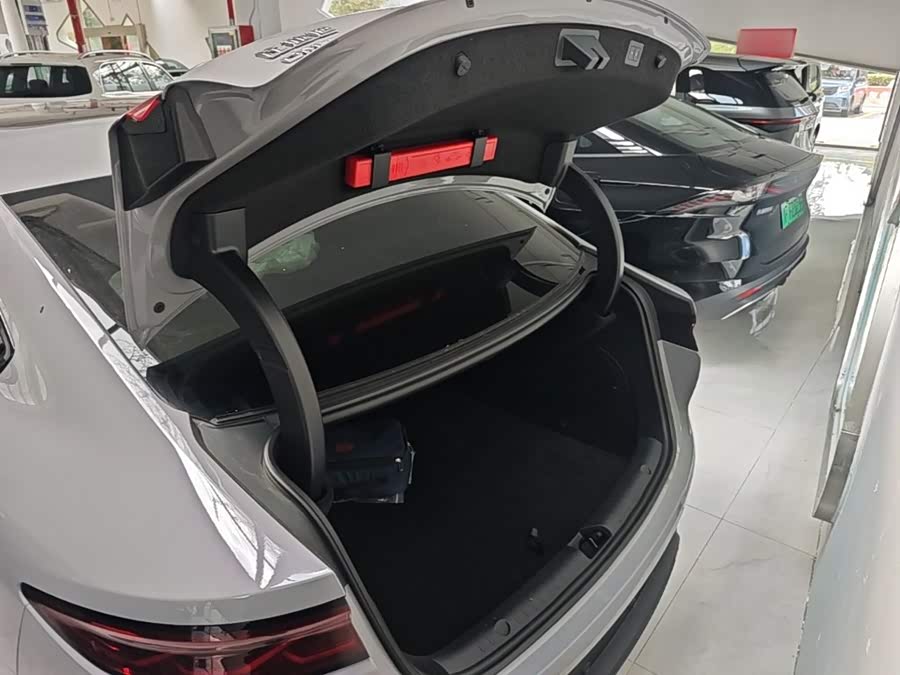 BYD Han 2026, фото 19