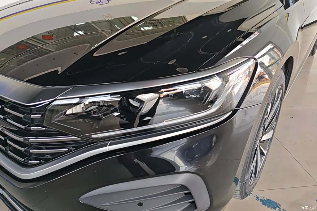 Volkswagen Passat, 2024 все фото
