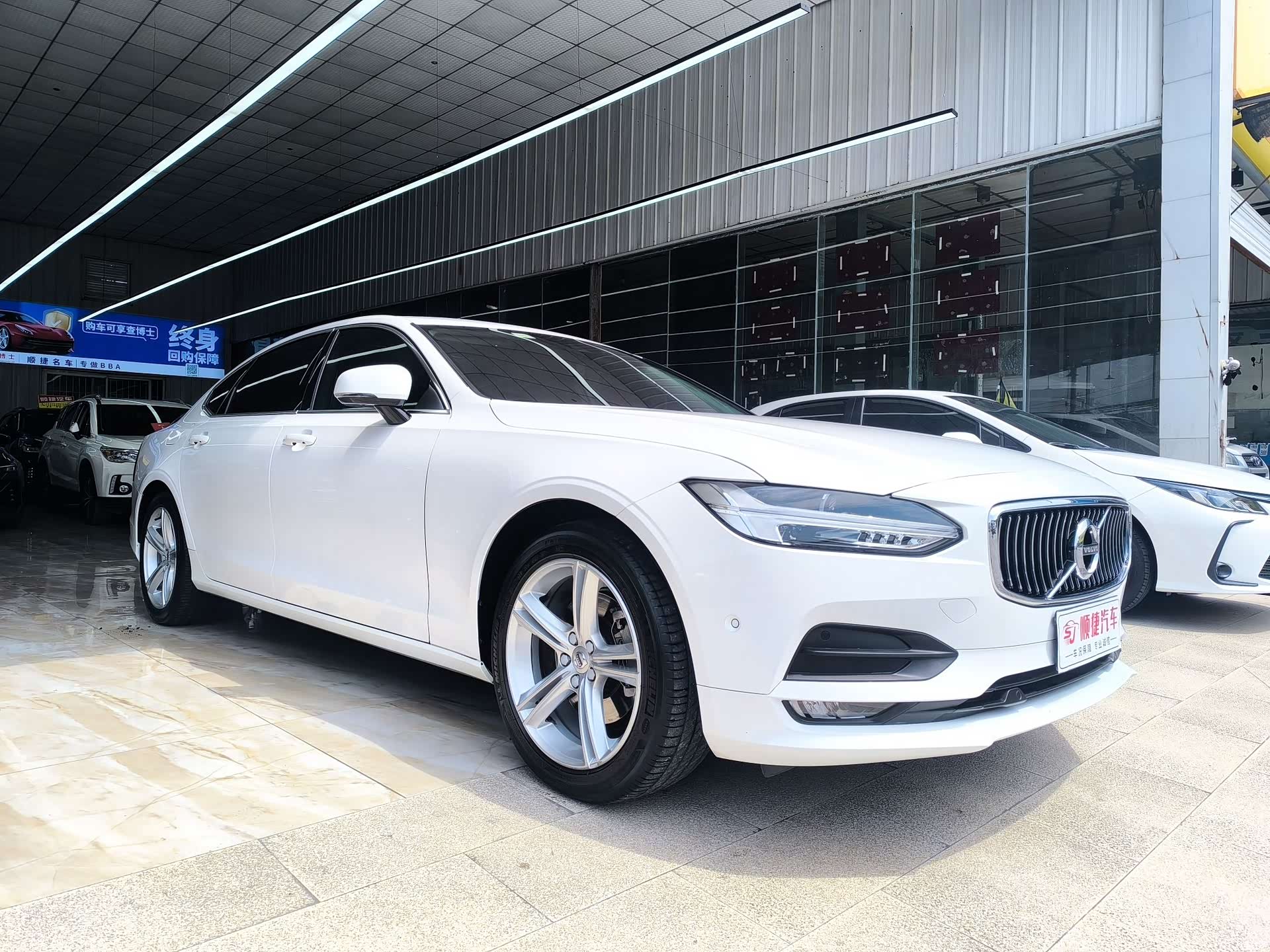 Volvo S90, 2018 3