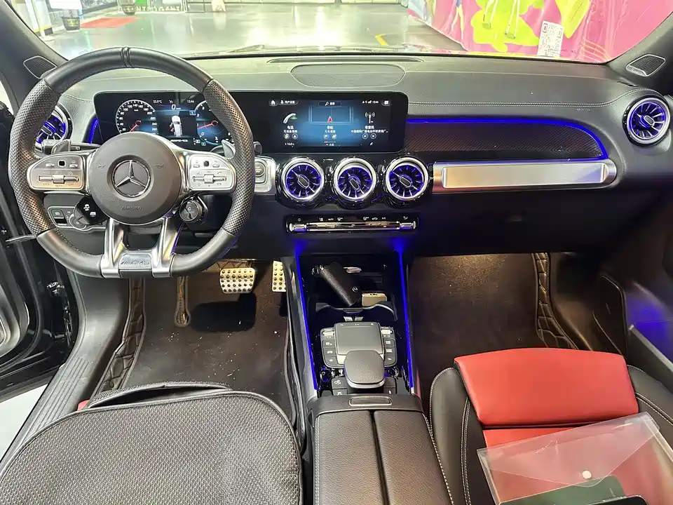 Mercedes-Benz GLB AMG