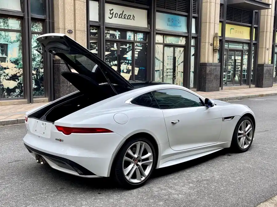 Jaguar F-TYPE