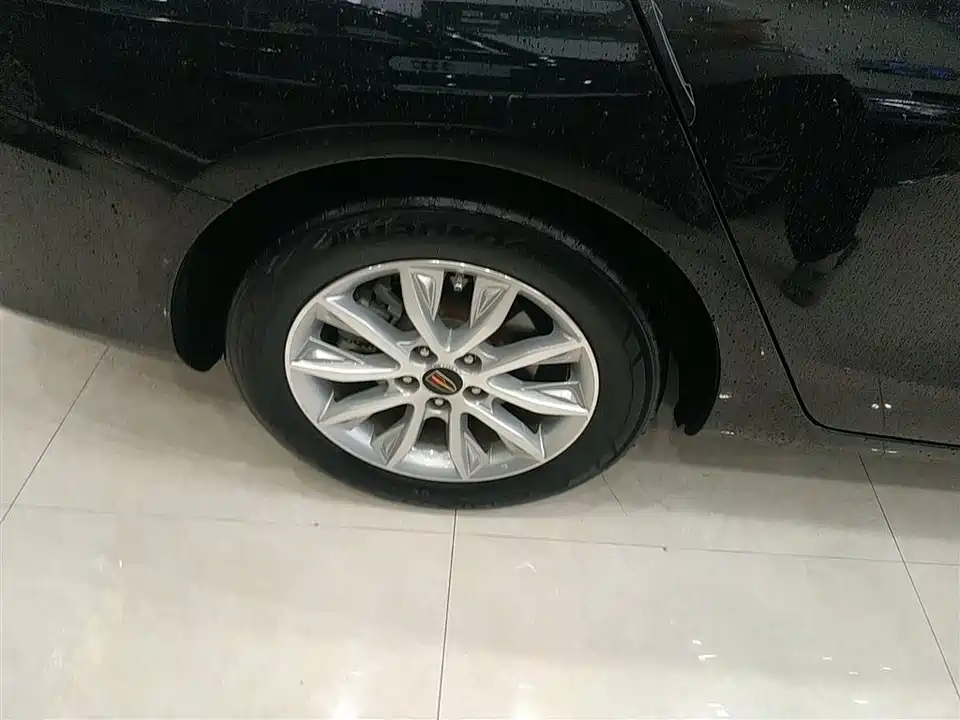 Hongqi H5