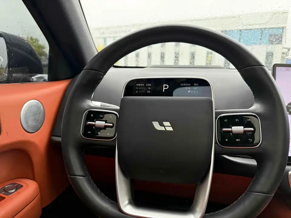 Li Auto Ideal L6
