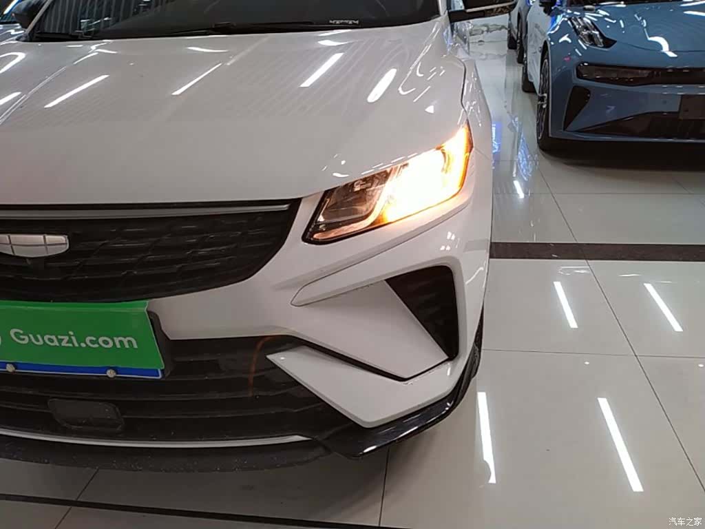 Geely Coolray, 2025 24