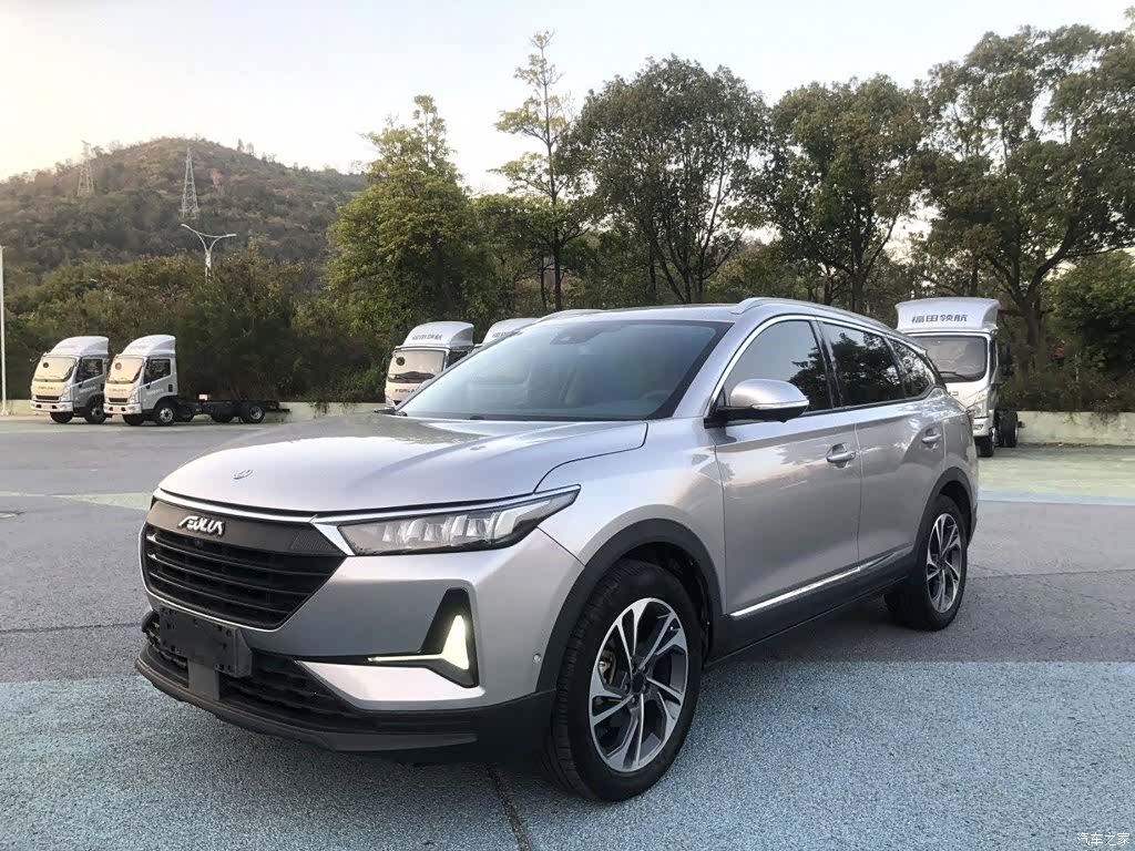 DongFeng AX7