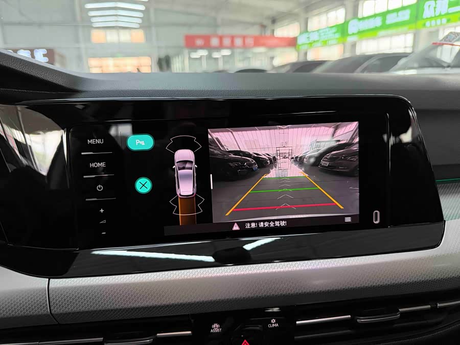 Volkswagen Golf 2023, фото 13