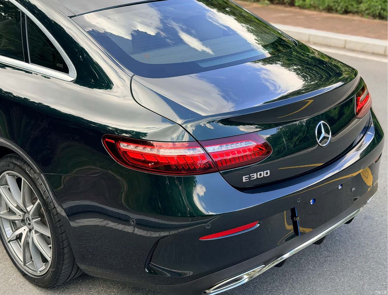 Mercedes-Benz E-Class, 2022 15