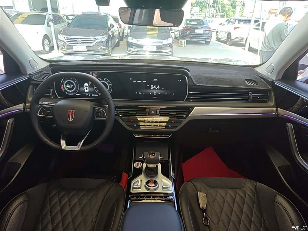 Hongqi HS5, 2021 10