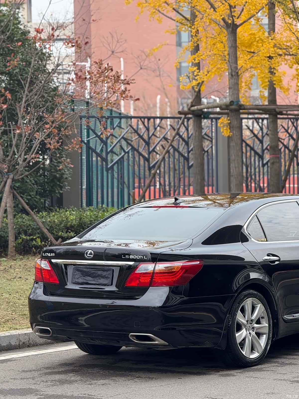 Lexus LS, 2012 6