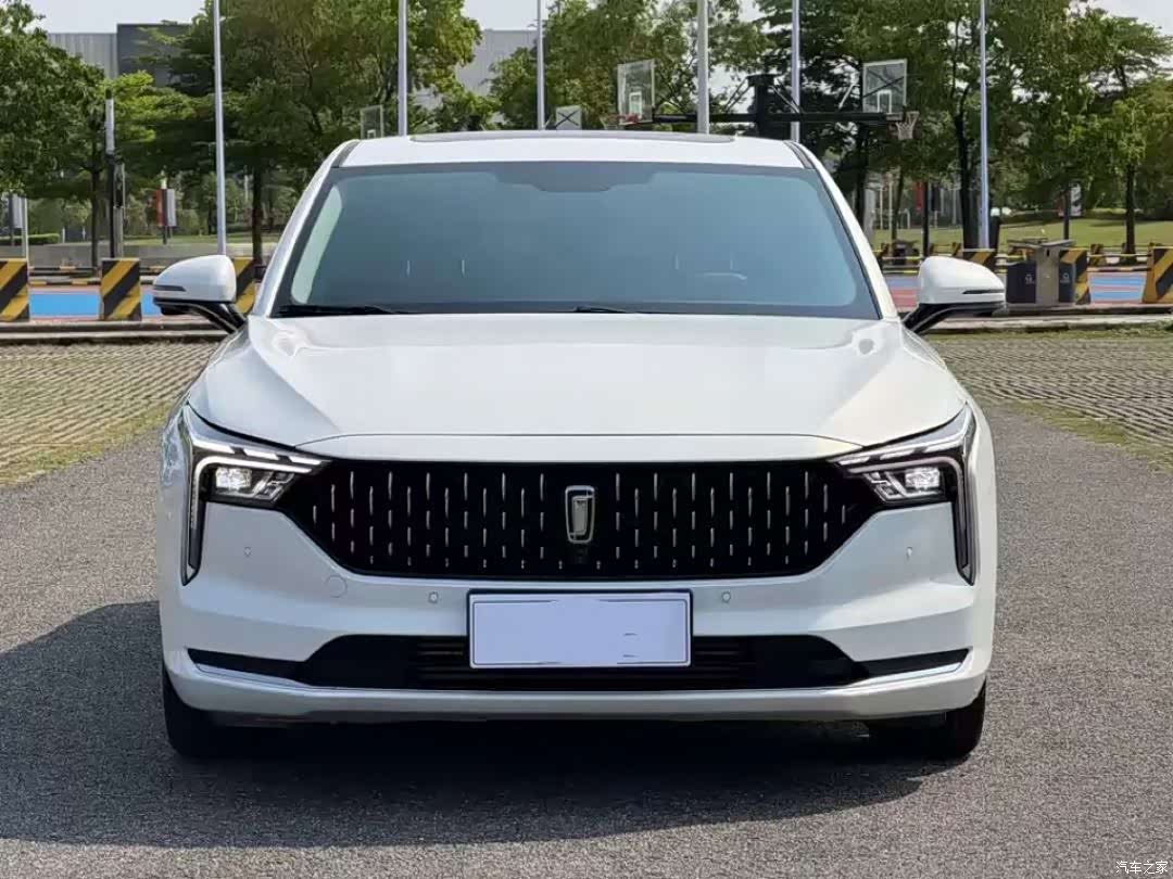 Bestune B70, 2023 2