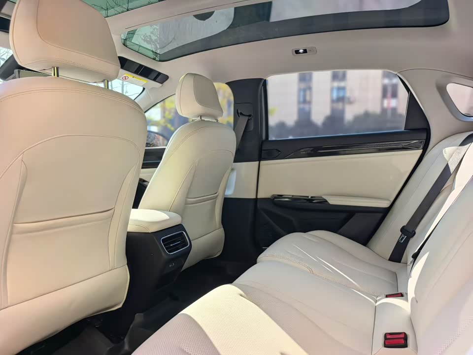 Geely Galaxy Galaxy L6