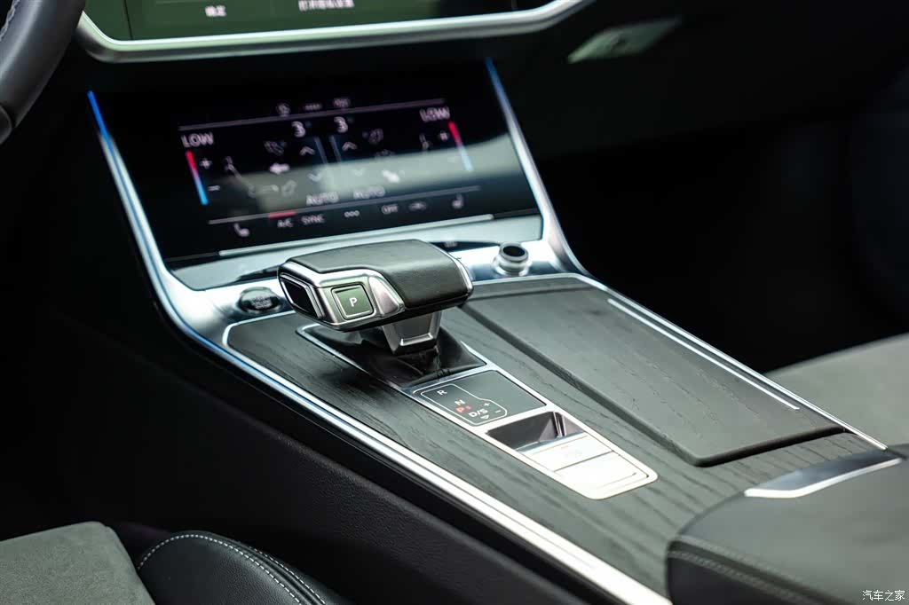 Audi A6L, 2024 13