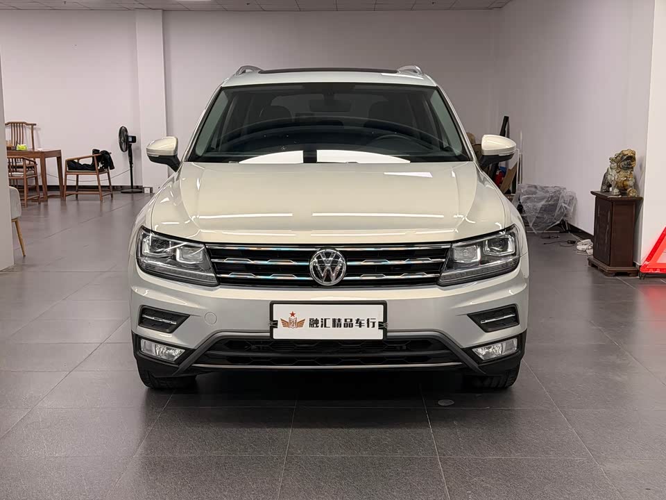 Volkswagen Tiguan L