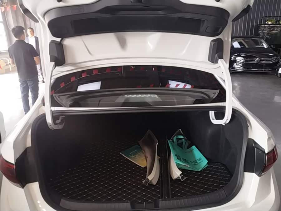 Volkswagen Sagitar 2025, фото 19