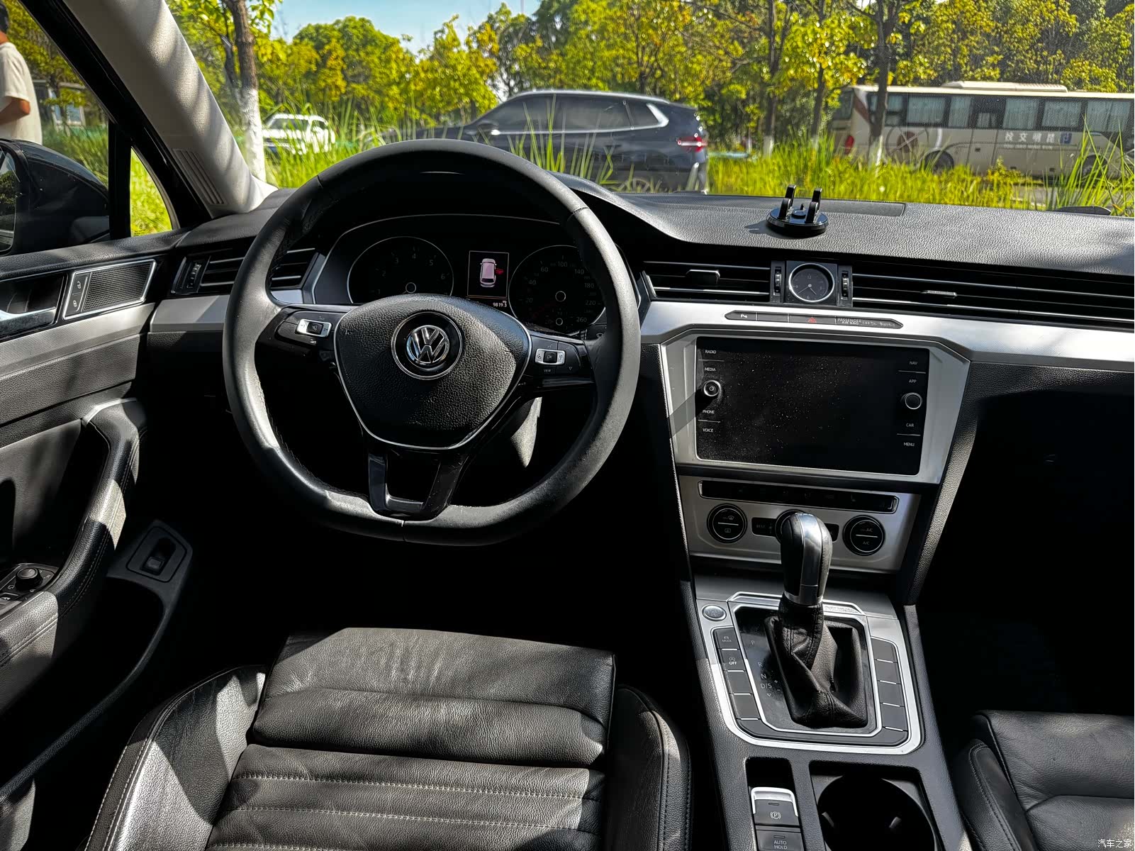 Volkswagen Variant, 2019 14