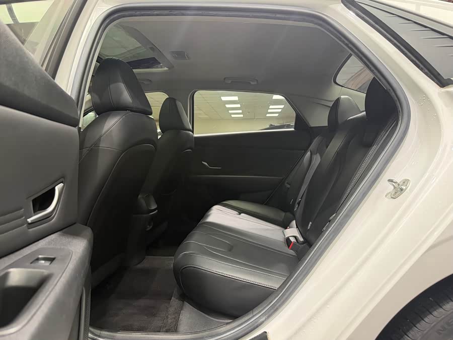 Hyundai Elantra 2021, фото 8