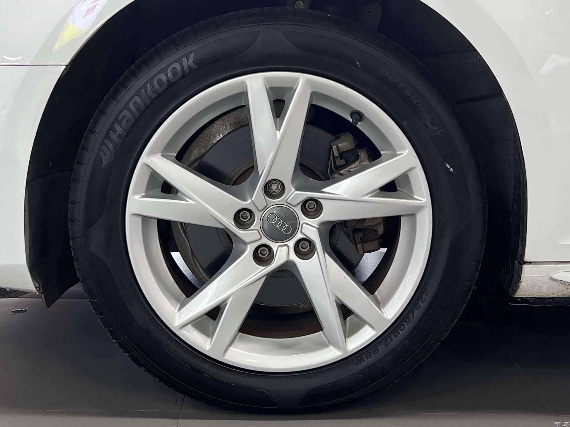 Audi A4L, 2018 12