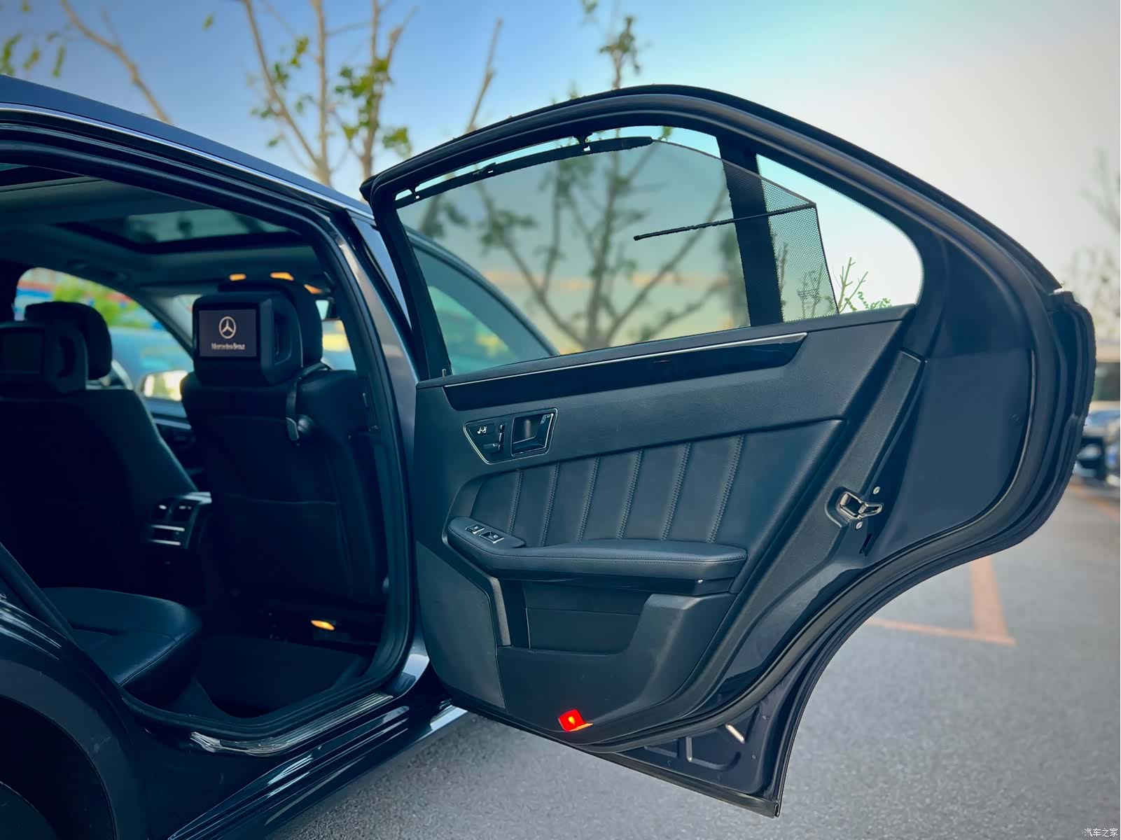 Mercedes-Benz E-Class, 2011 34