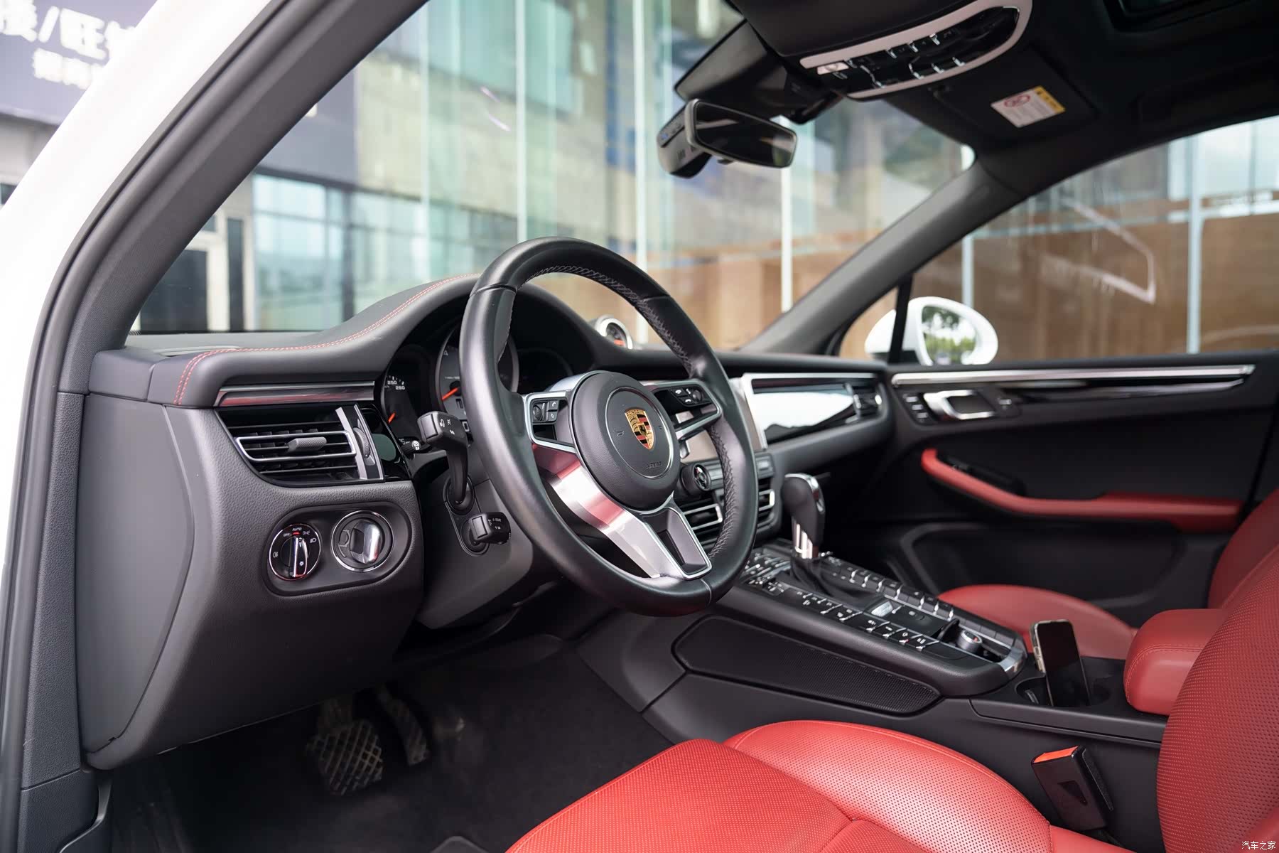 Porsche Macan, 2021 13