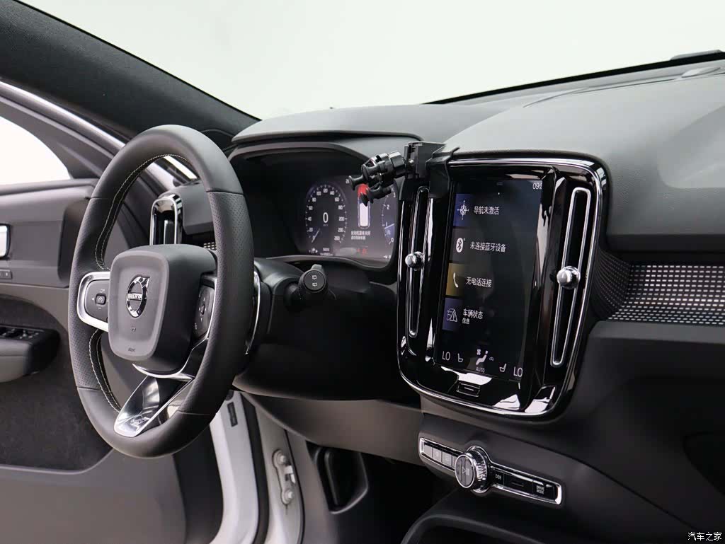 Volvo XC40, 2019 11