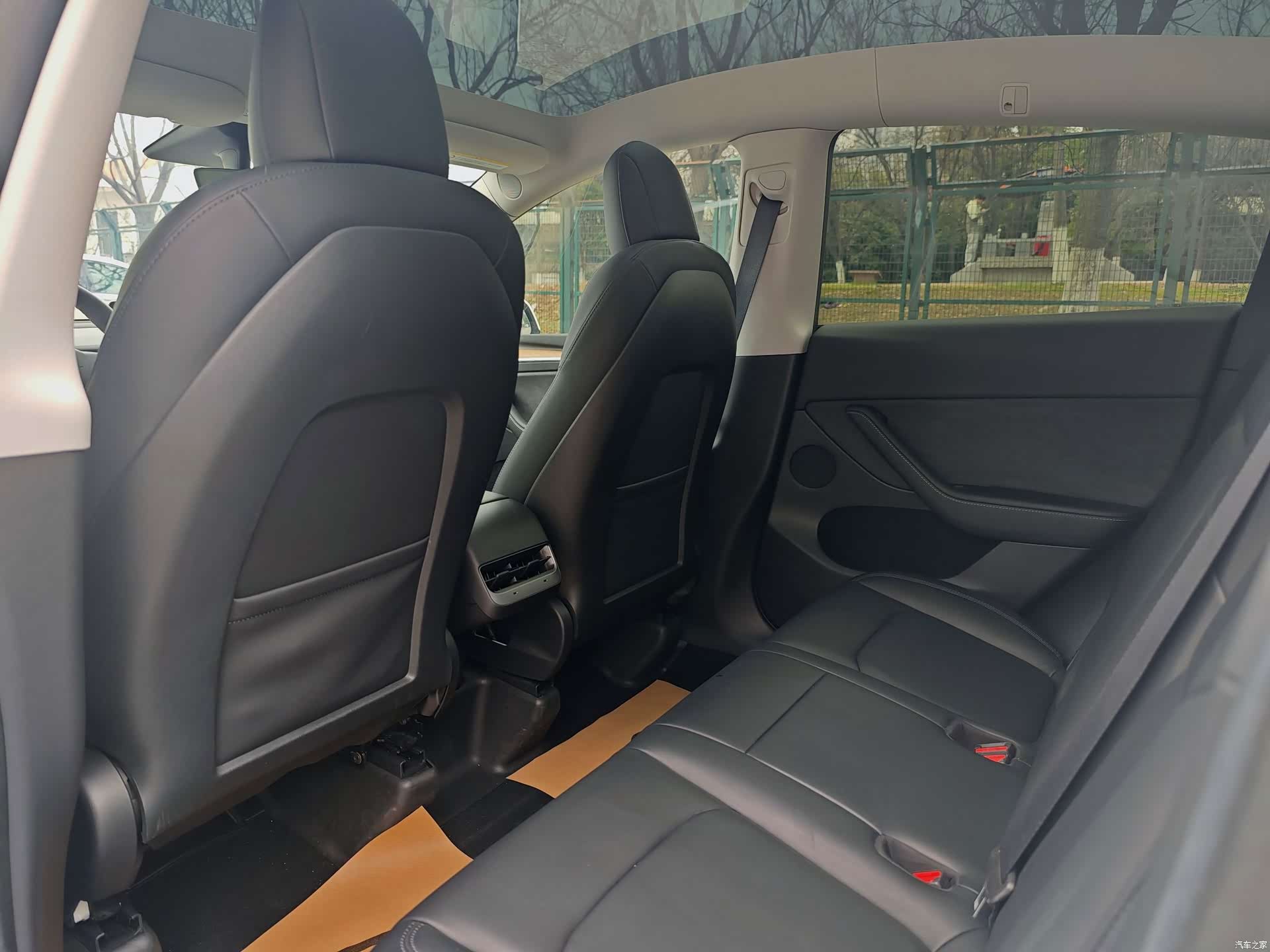 Tesla Model Y, 2022 6