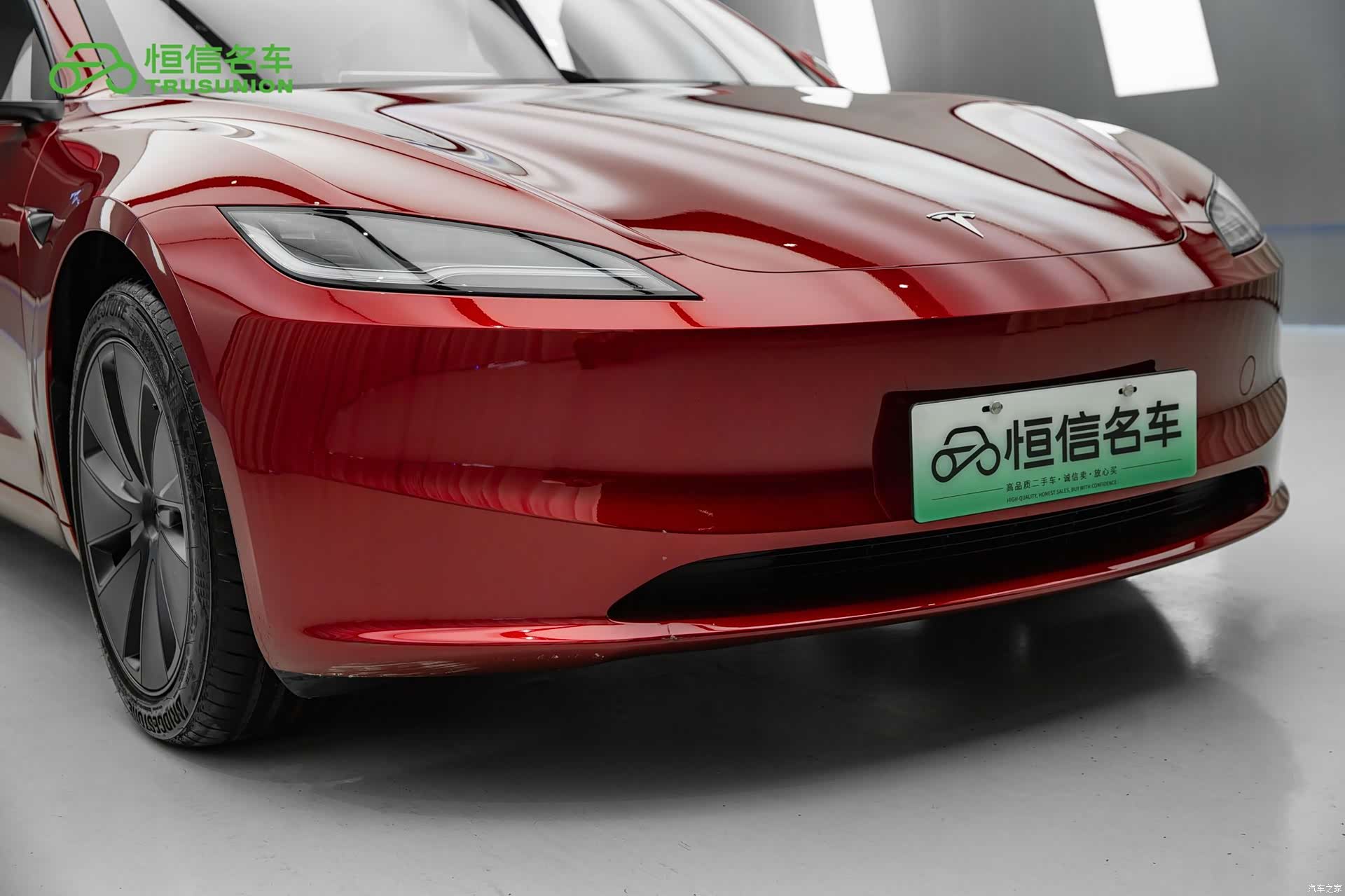 Tesla Model 3, 2025 10