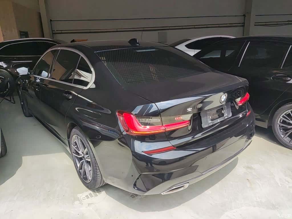 BMW 3 Series, 2022 23