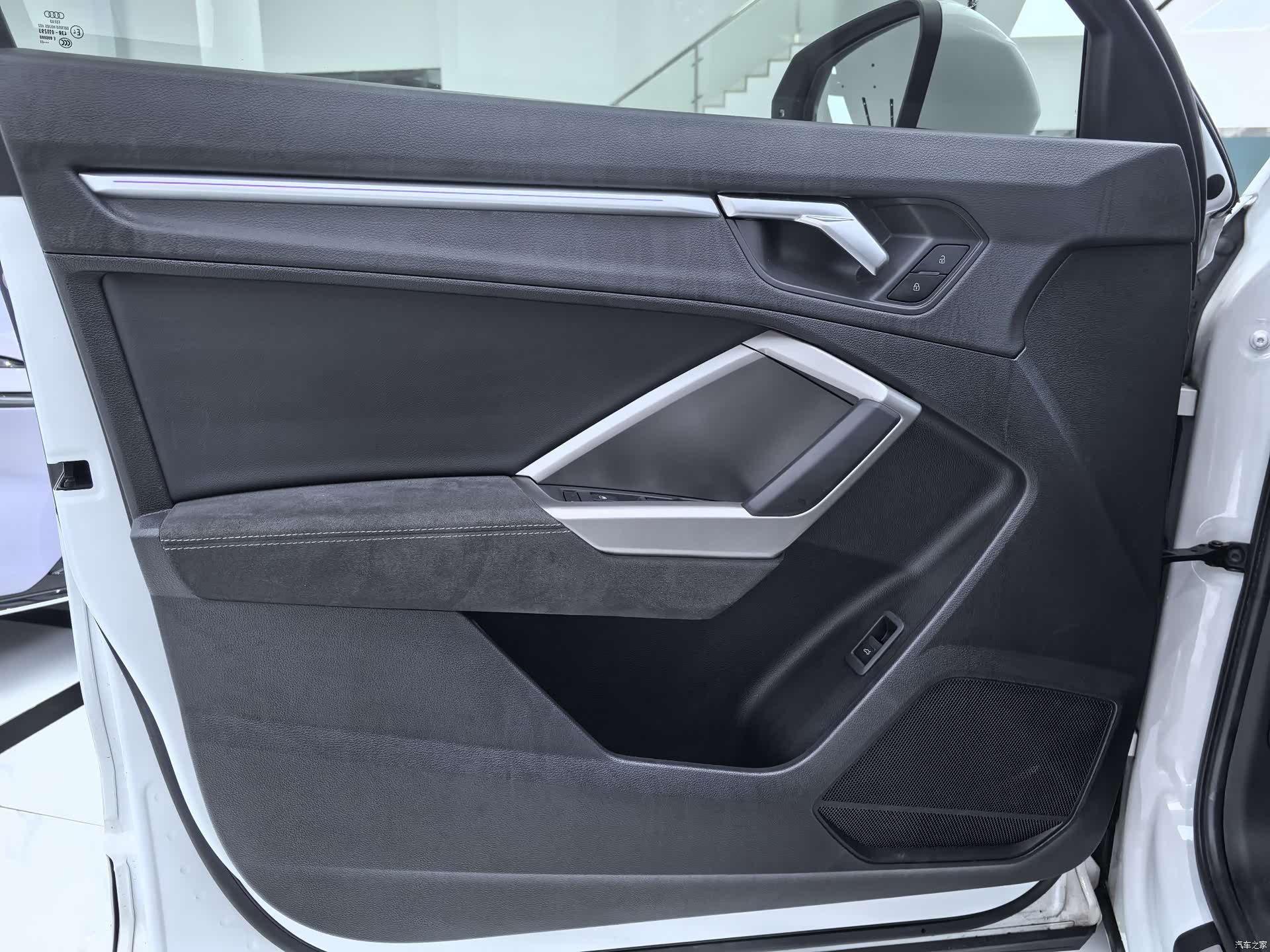 Audi Q3, 2022 все фото