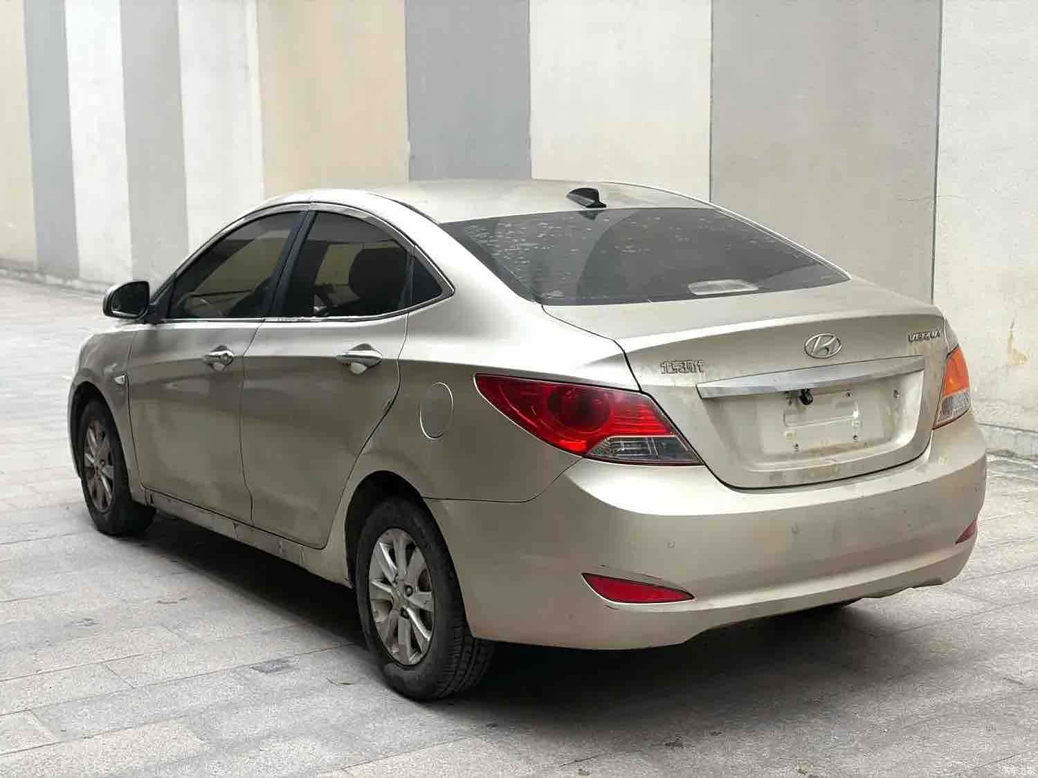 Hyundai GS, 2011 10