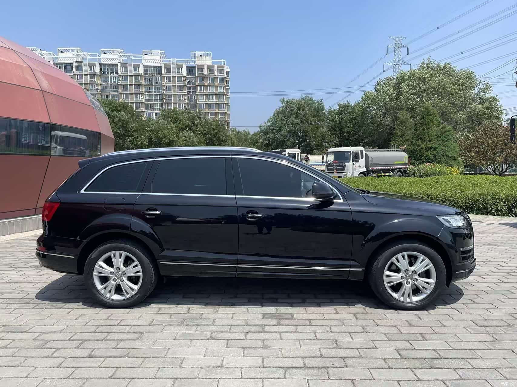 Audi Q7, 2012 4
