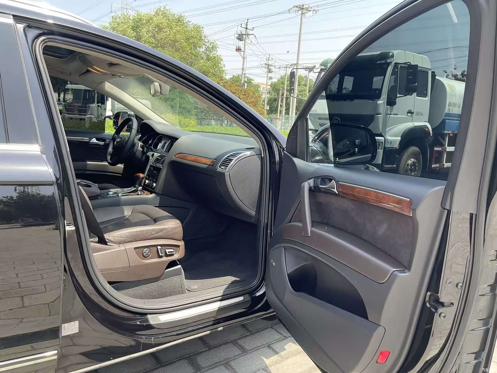 Audi Q7, 2012 17