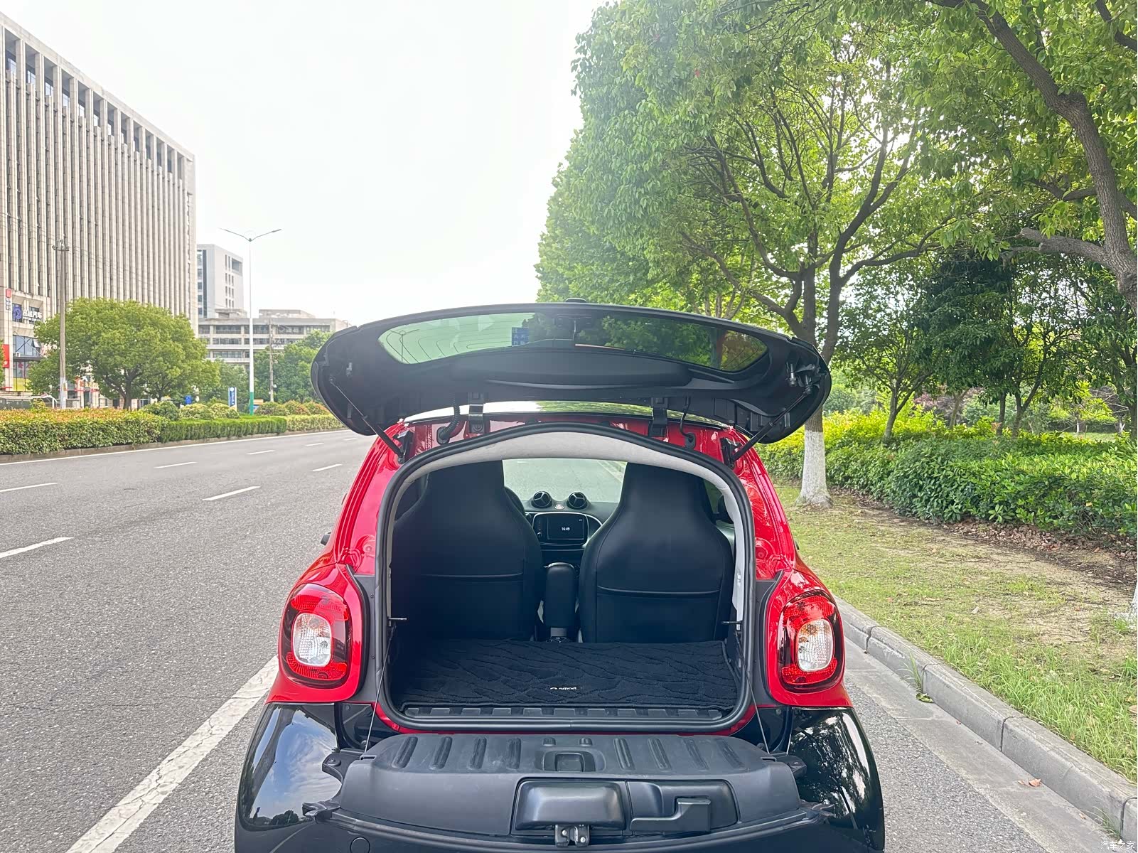 Smart Fortwo, 2018 все фото