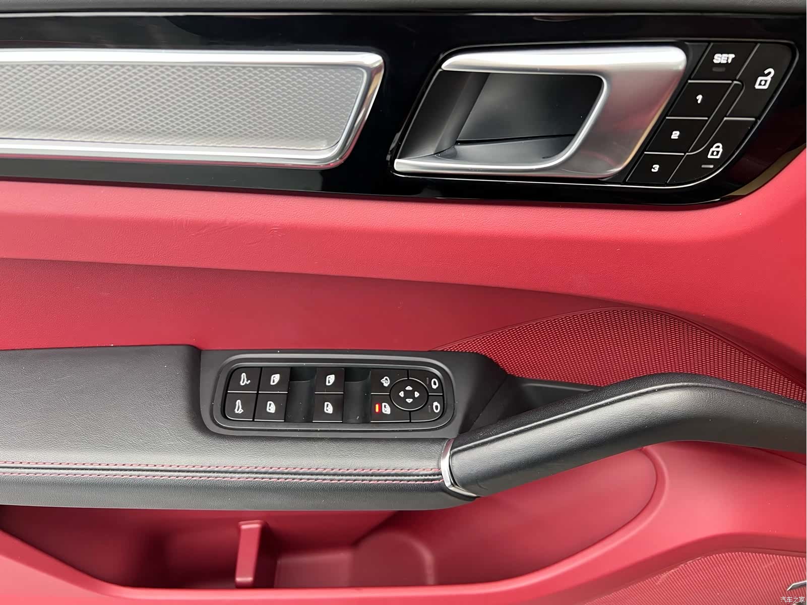 Porsche Cayenne, 2024 все фото