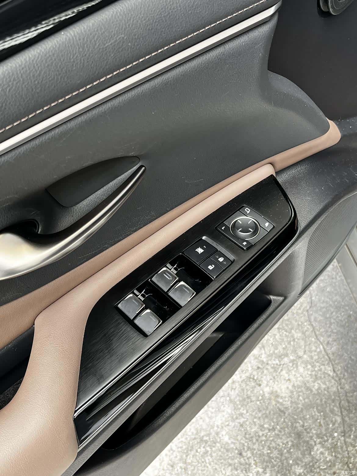 Lexus ES, 2023 14
