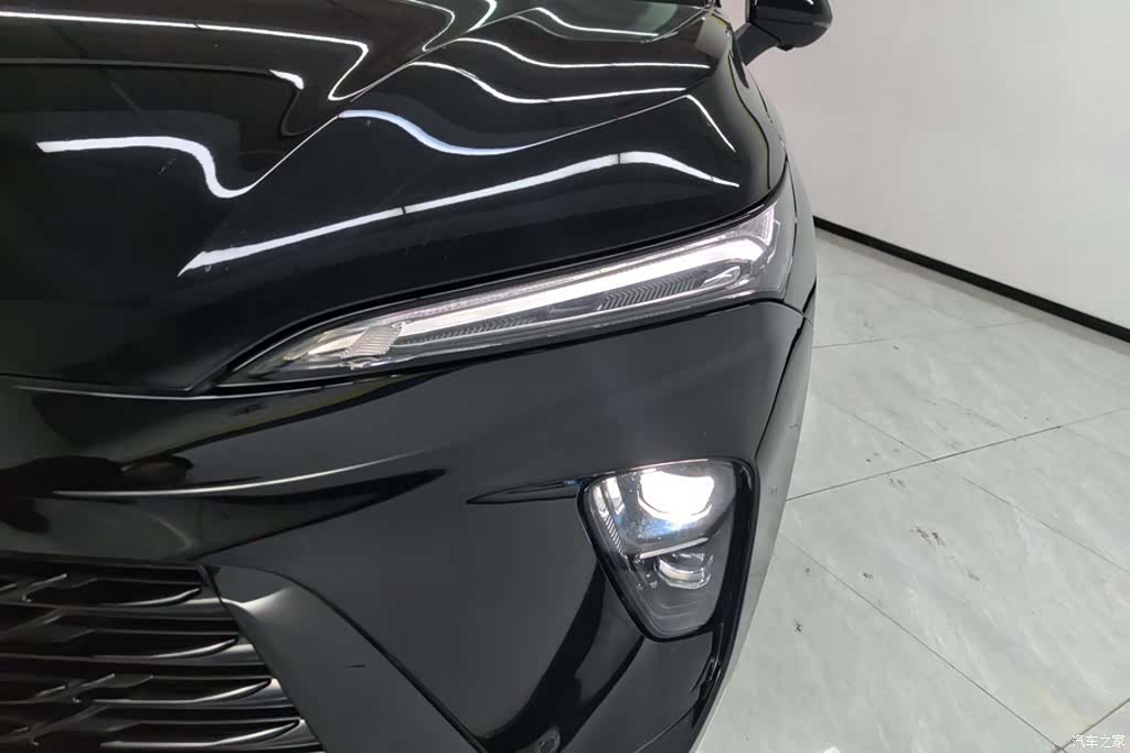 Buick Envision Plus, 2025 все фото