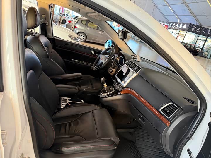 Haval H6 2014 yun dong ban 1.5T МКПП liang qu Elite