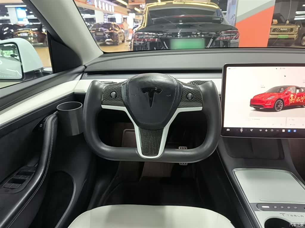 Tesla Model Y, 2023 11