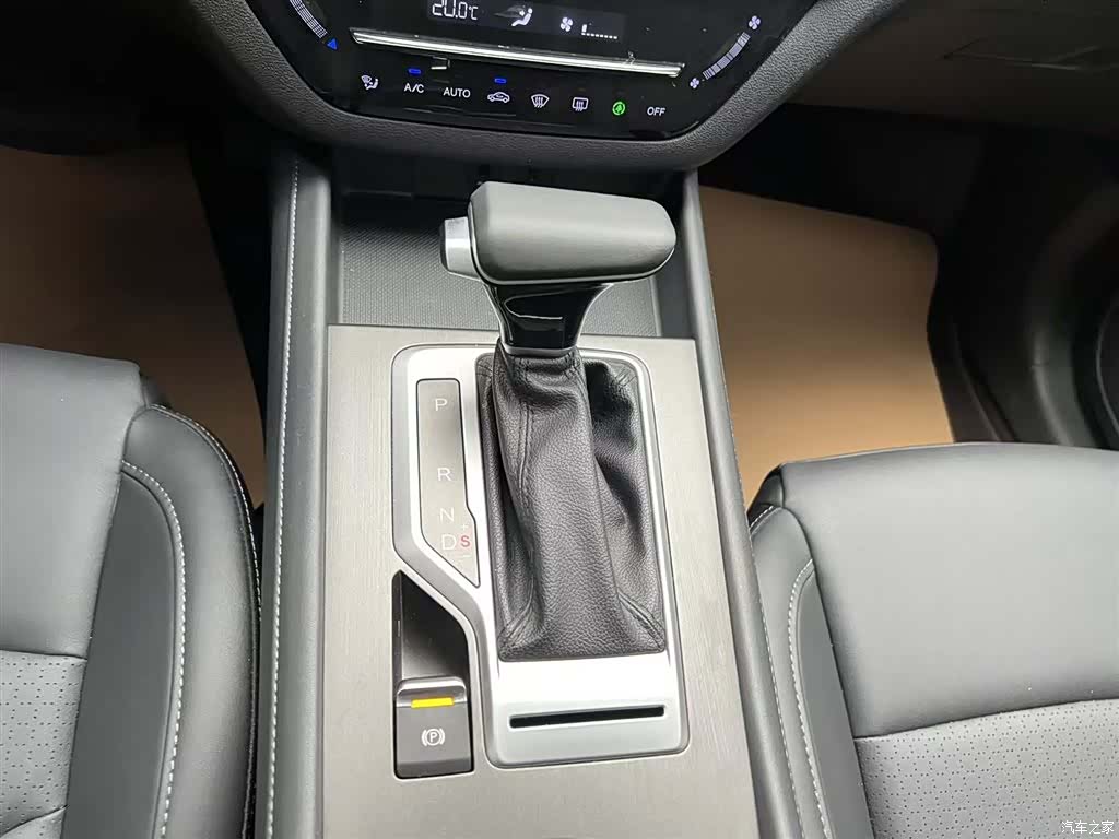 Changan CS35, 2020 14